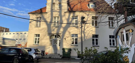 Vermietet -  1 Zimmer - Lübecker Altstadt mit Blick auf die Petrikirche