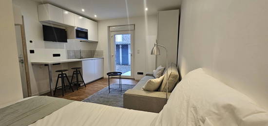 Studio meublé  à vendre, 1 pièce, 17 m², Étage 0/2