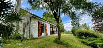 Belle maison de campagne de plain-pied avec jardin sur vallons du Perche