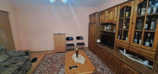 Apartament trei camere in Cugir