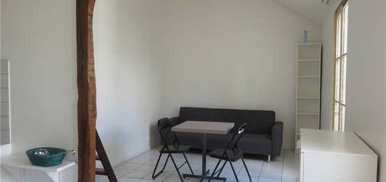 Location appartement 1 pièce 24 m²