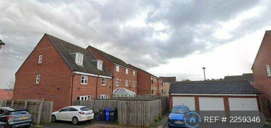 4 bedroom terraced house