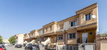 Chalet adosado en calle de Rodr&#xED;guez de la Fuente