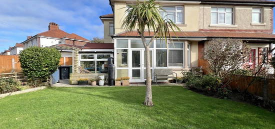 4 bed semi-detached house for sale