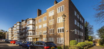 Flat for sale in Putney Heath, London SW15