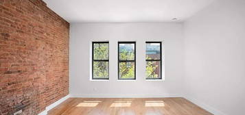 111 W 136th St Unit 2S, Manhattan, NY 10030