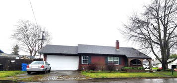 2608 Norris Rd, Vancouver, WA 98661