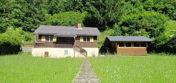 Großes teilbares Grundstück in Graz-Gösting mit Einfamilienhaus, Carport und Nebengebäude