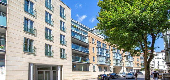 Flat for sale in Merchants Road, Clifton, Bristol BS8