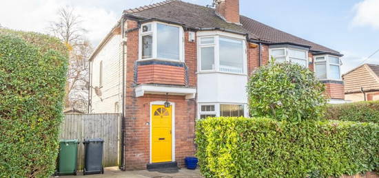 3 bedroom semi-detached house