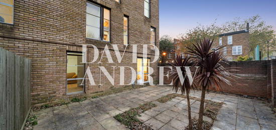 End terrace house to rent in Byworth Walk, London N19