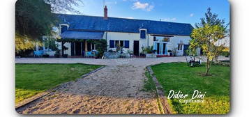 À vendre Longère Familiale  de 10 pièces à VILLECELIN (18)