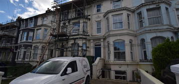 Flat to rent in Elphinstone Road, Hastings TN34