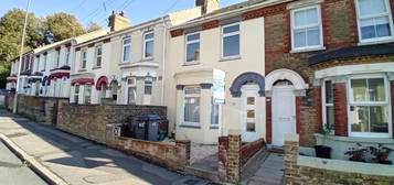 3 bedroom terraced house to rent