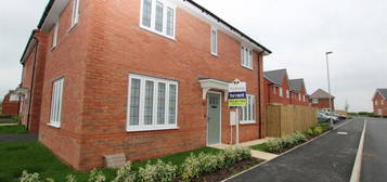 3 bedroom detached house