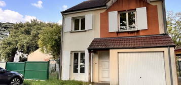 Maison  à vendre, 4 pièces, 3 chambres, 90 m²