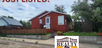 430 5th St N, Glasgow, MT 59230