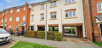 Flat for sale in Galapagos Grove, Newton Leys, Milton Keynes MK3