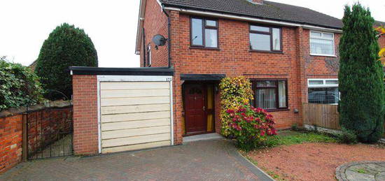 3 bedroom semi-detached house for sale