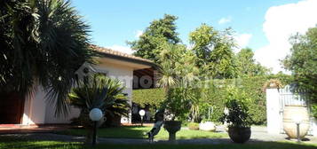 Villa unifamiliare viale Apua San C., Pietrasanta