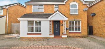 4 bed detached house for sale