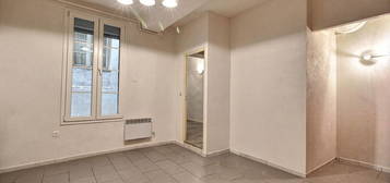 Appartement  à louer, 2 pièces, 1 chambre, 34 m²