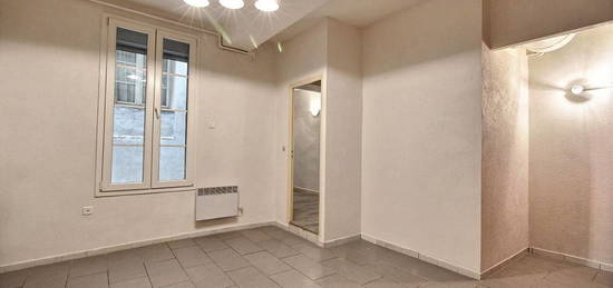 Appartement  à louer, 2 pièces, 1 chambre, 34 m²