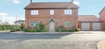 4 bedroom detached house to rent