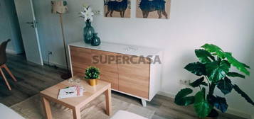 Apartamento T1 + Mezanino em Benfica