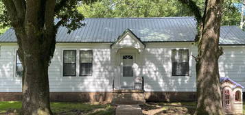 315 & 321 Carpenter St, Jena, LA 71342