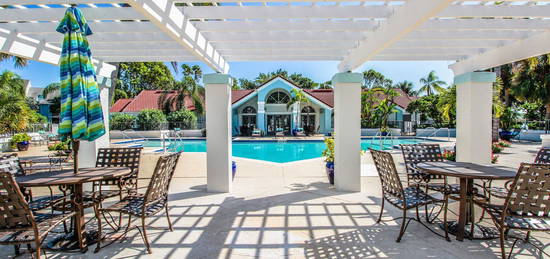 THE RETREAT AT VISTA LAKE, Fort Myers, FL 33916