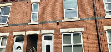 2 bedroom terraced house