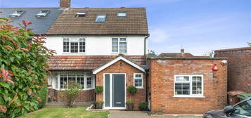 4 bedroom semi-detached house for sale