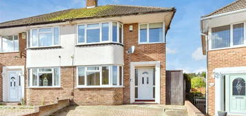 3 bed semi-detached house for sale