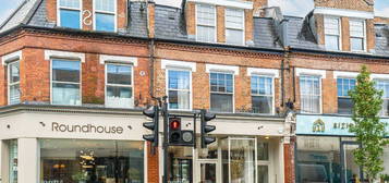 Flat for sale in Richmond Road, Twickenham TW1