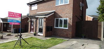 2 bed semi-detached house to rent