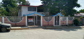 Venta Casa Amueblada 4 Hab Col. Loma Linda Tuxpan Veracruz