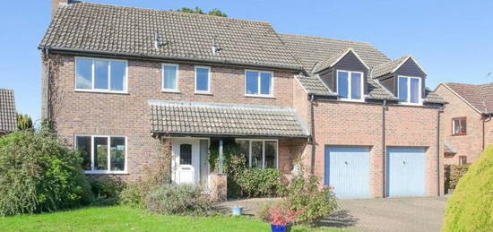 5 bedroom detached house for sale