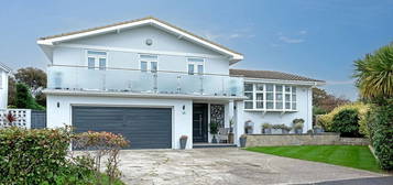 4 bed detached house for sale