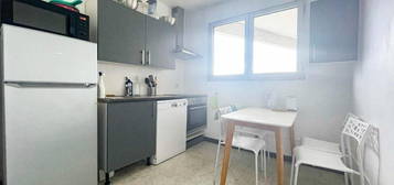 Appartement meublé  à louer, 5 pièces, 4 chambres, 82 m²