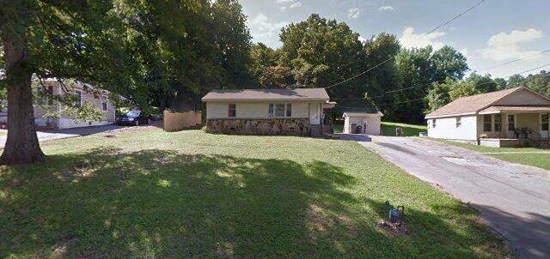 218 Hillside Ter, Hopkinsville, KY 42240