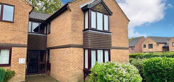 Flat for sale in Cardington Court, Acle, Norwich NR13