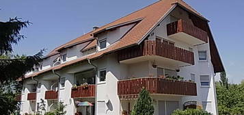 attraktive 2,5-Zi.-Maisonette-Wg. mit kl. Dachterrasse, Pkw-Spl., EBK otional, frei ab 01.01.2024