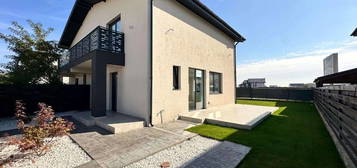 Casa Duplex , 3 camere , 2 bai , 205 mp teren