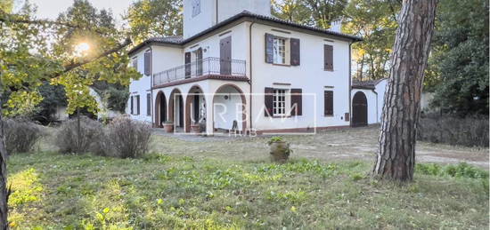 Villa unifamiliare via Trento, Centro, Meldola