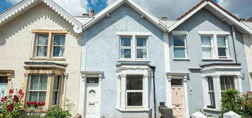 5 bedroom terraced house