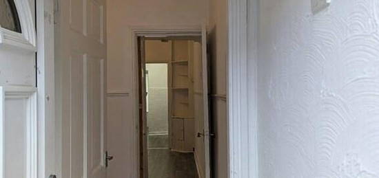 2 bedroom terraced house