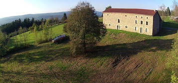 Corps de ferme et 7 hectares