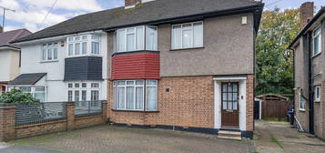 2 bed semi-detached house for sale