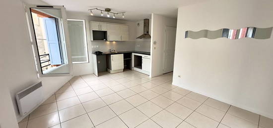 Appartement  à vendre, 3 pièces, 2 chambres, 46 m²